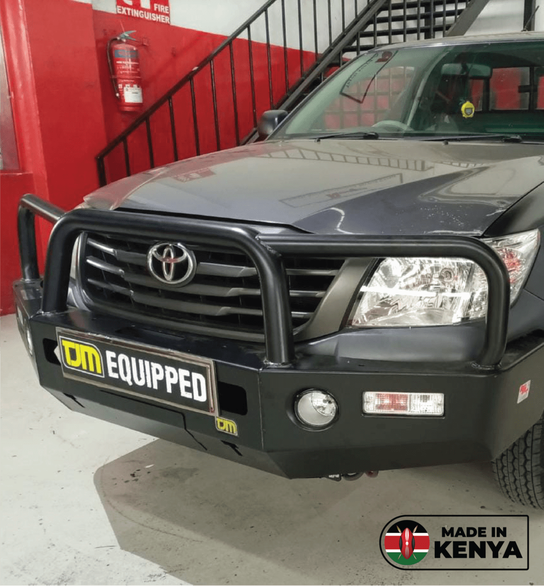 Toyota Hilux LAN15/25 (+08/2011-08/2015) T15 Steel Black Bull bar with fog lights